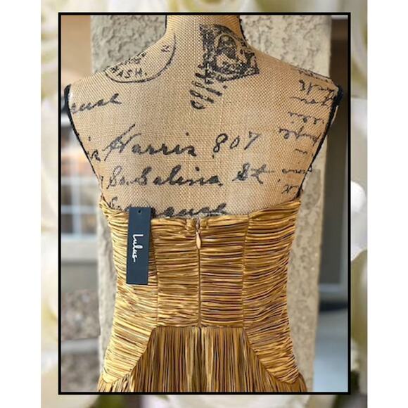 Lulus Gold Plisse Strapless Drop Waist Deeply Glamorous Mini Dress Size M NEW - Picture 5 of 8
